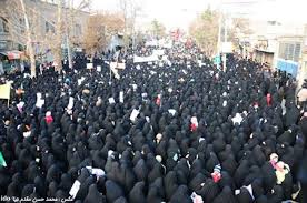 حضور زنان در نهضت انقلابی ايران حضور زنان در نهضت انقلابی ايران