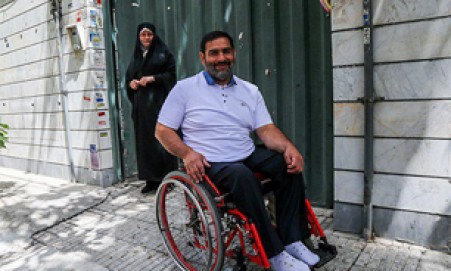 جوانان نسل سوم و چهارم انقلاب برای جانبازان حرمت قائلند جوانان نسل سوم و چهارم انقلاب برای جانبازان حرمت قائلند
