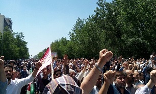 ملت ایران با وحدت خود پاسخ محکمی به تروریست ها خواهد داد ملت ایران با وحدت خود پاسخ محکمی به تروریست ها خواهد داد