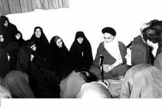 بيانات گوهربارحضرت امام (ره) درمورد فداكاری ومقاومت زنان دردفاع مقدس
