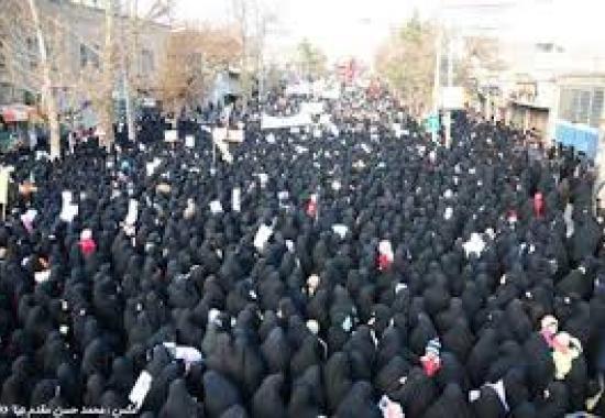 حضور زنان در نهضت انقلابی ايران