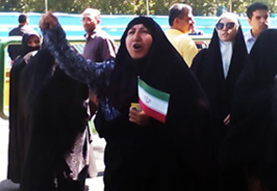 زنان و دختران ما باید به حضرت زینب (س) اقتدا کنند